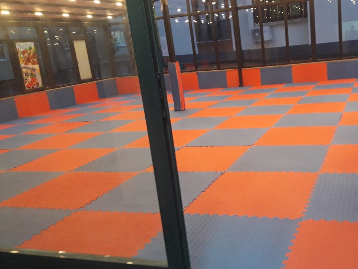 Ataşehir İnönü Mahallesi kauçuk zemin kaplama