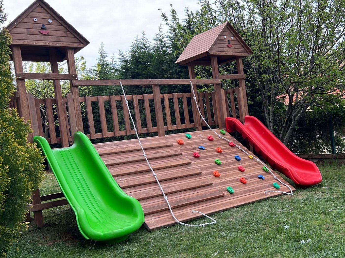 Ataşehir Yenisahra  Mahallesi kauçuk zemin kaplama