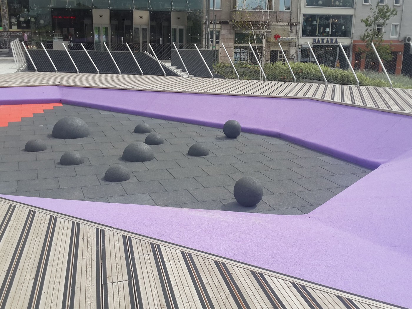 Çekmeköy Ekşioğlu Mahallesi kauçuk zemin kaplama