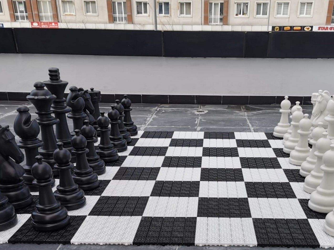 Maltepe Altıntepe Mahallesi kauçuk zemin kaplama