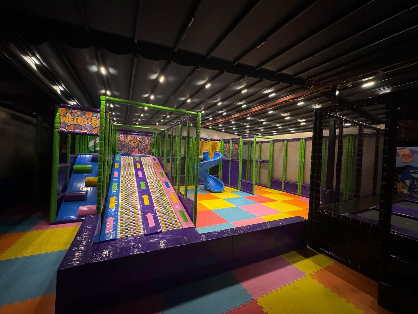 Ümraniye Akrilik Zemin Kaplama