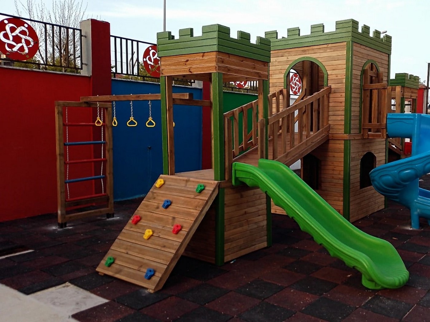 Kadıköy Park Bahçe Oyun Grupları